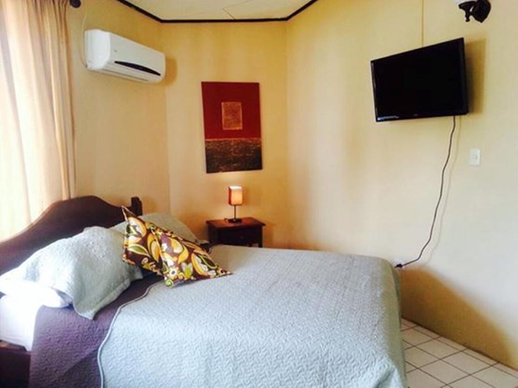 Hotel Mango Mar Jaco Bilik gambar