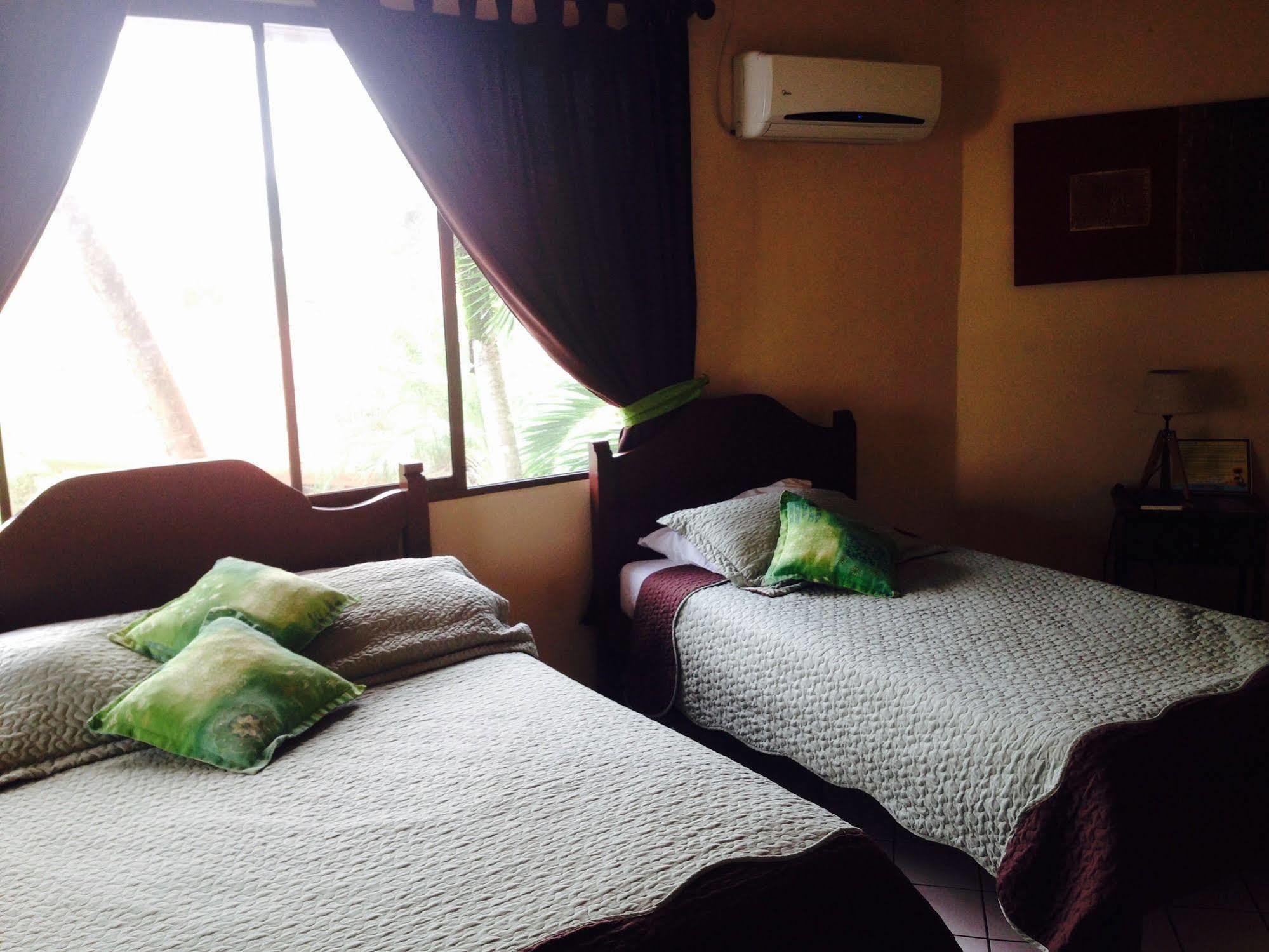 Hotel Mango Mar Jaco Luaran gambar