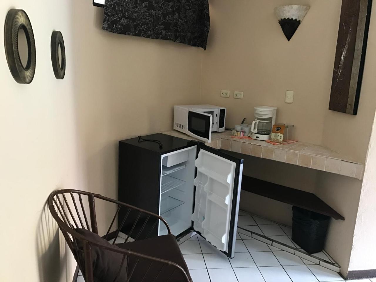 Hotel Mango Mar Jaco Luaran gambar